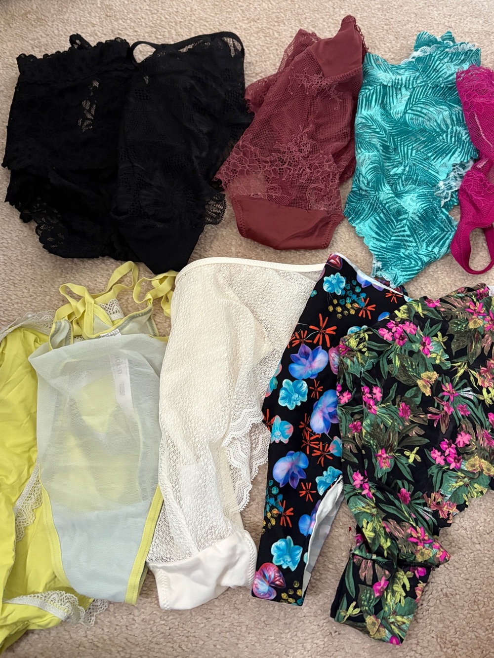 NWOT 10 Pairs of Women’s Underwear